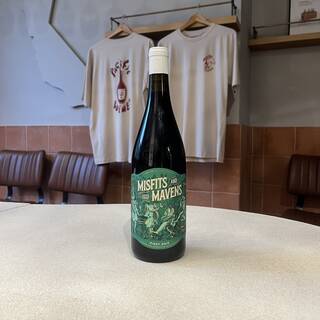 Michael David Misfits & Mavens Pinot